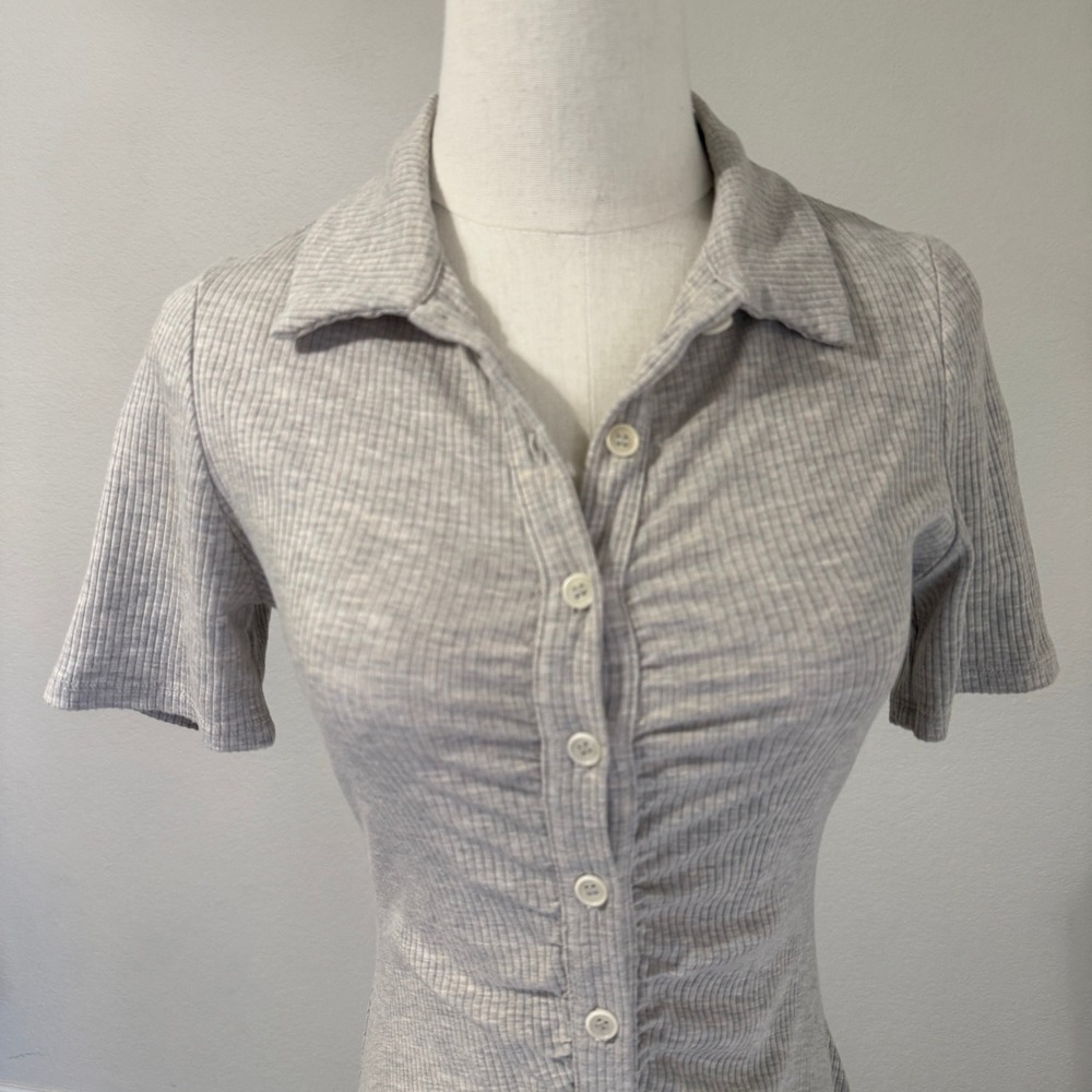 Reformation Lennon Ribbed Ruched Button Front Collared Mini Dress Grey Small - Picture 2 of 8